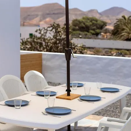 Holidayvilla Volcan - Bbq , Pool , Garden, Rural By Holidays * La Oliva